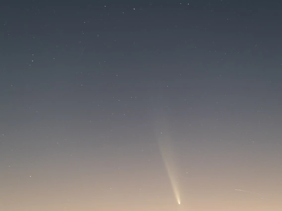 Photo of the comet C/2023 A3 (Tsuchinshan–ATLAS)