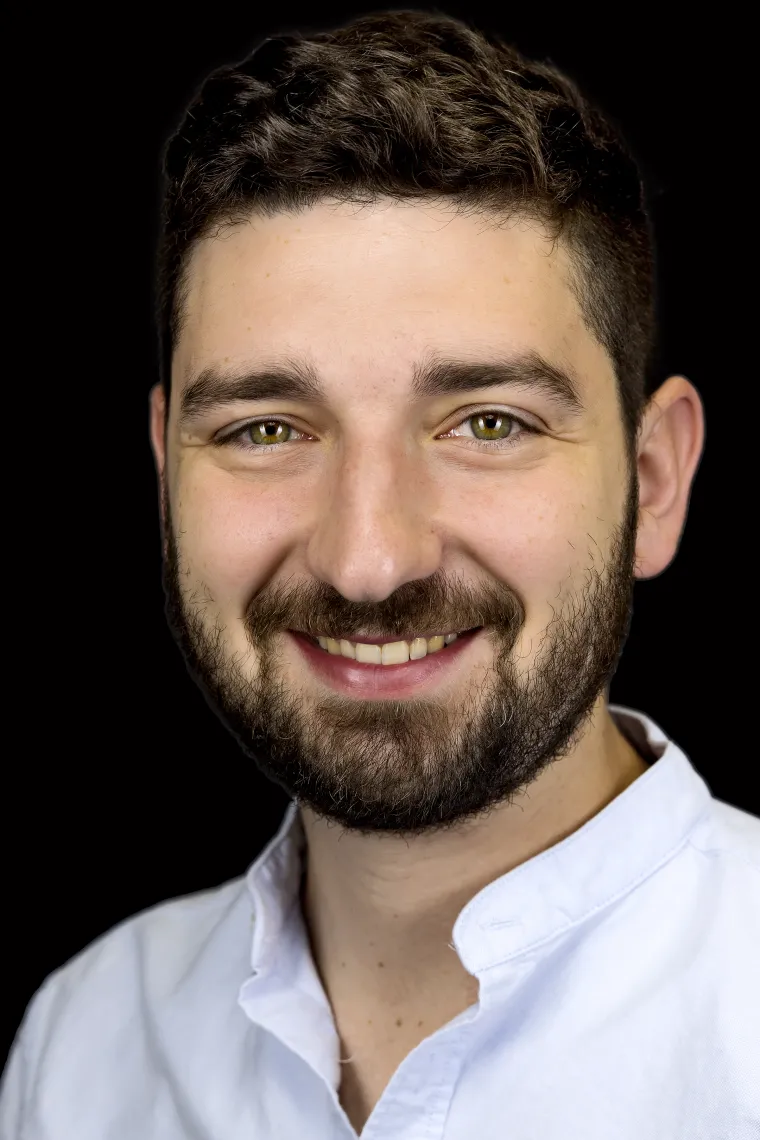 headshot of Lorenzo Federici